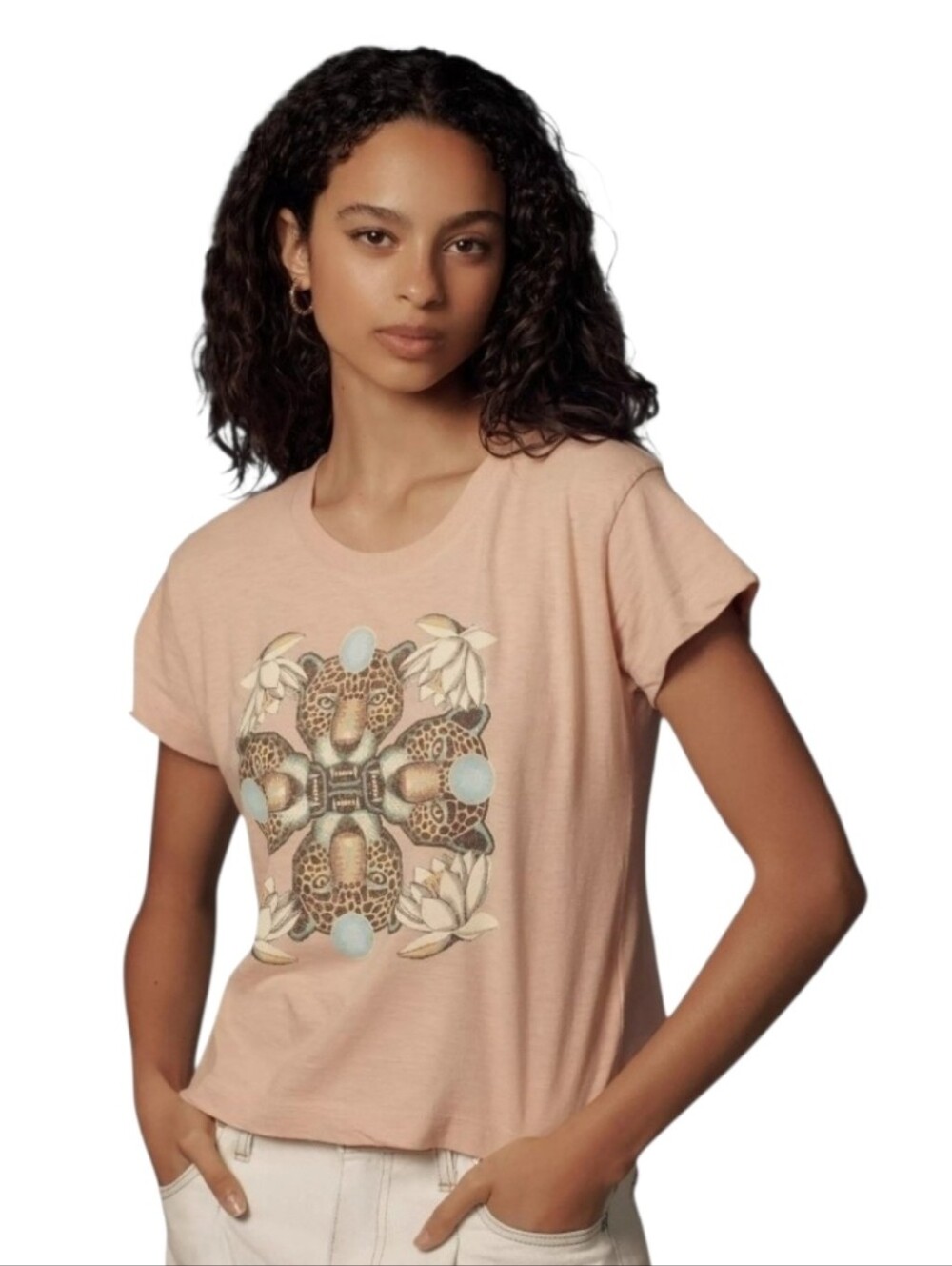 Pilcro The Regenerative Cotton Crew Leopard Graphic Print Tee. Size Medium